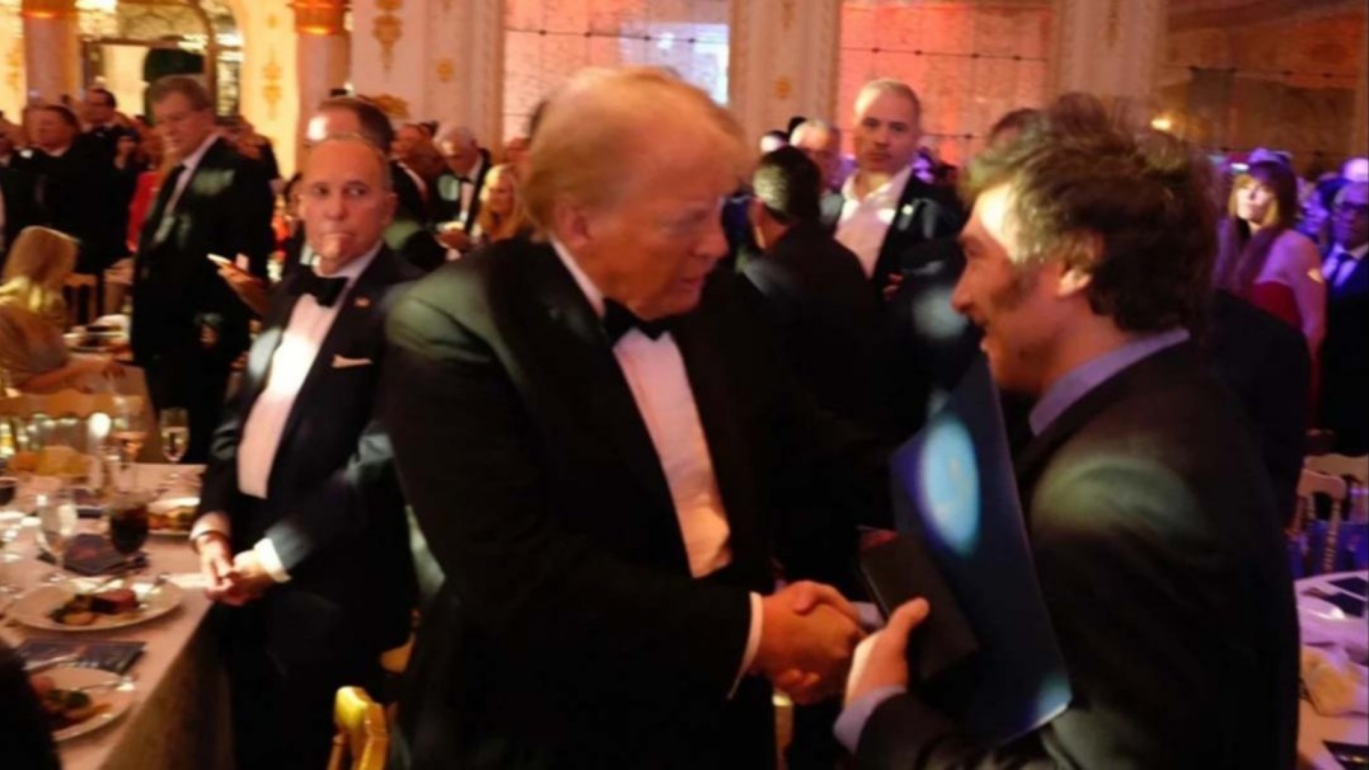 El Gobierno evalúa retirarse de la OMS y analiza la permanencia en organismos multilaterales tras el triunfo de Trump